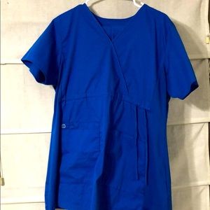 Wonder Wink Maternity Scrub Set Large.